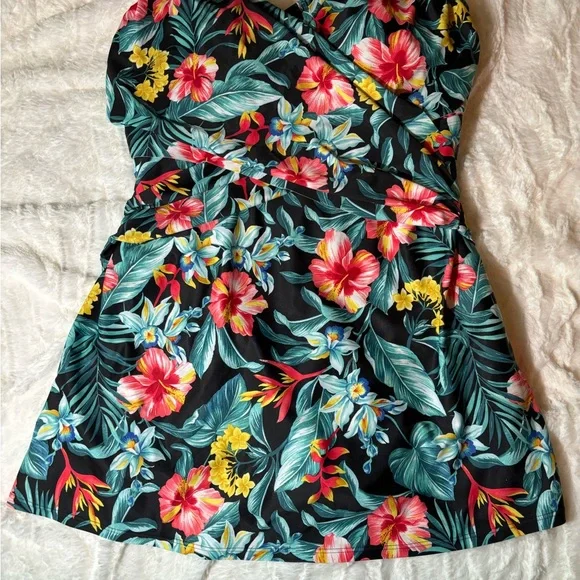 Old Navy Tropical One Piece Swimsuit Swim dress Size 2X Women’s - Picture 3 of 8